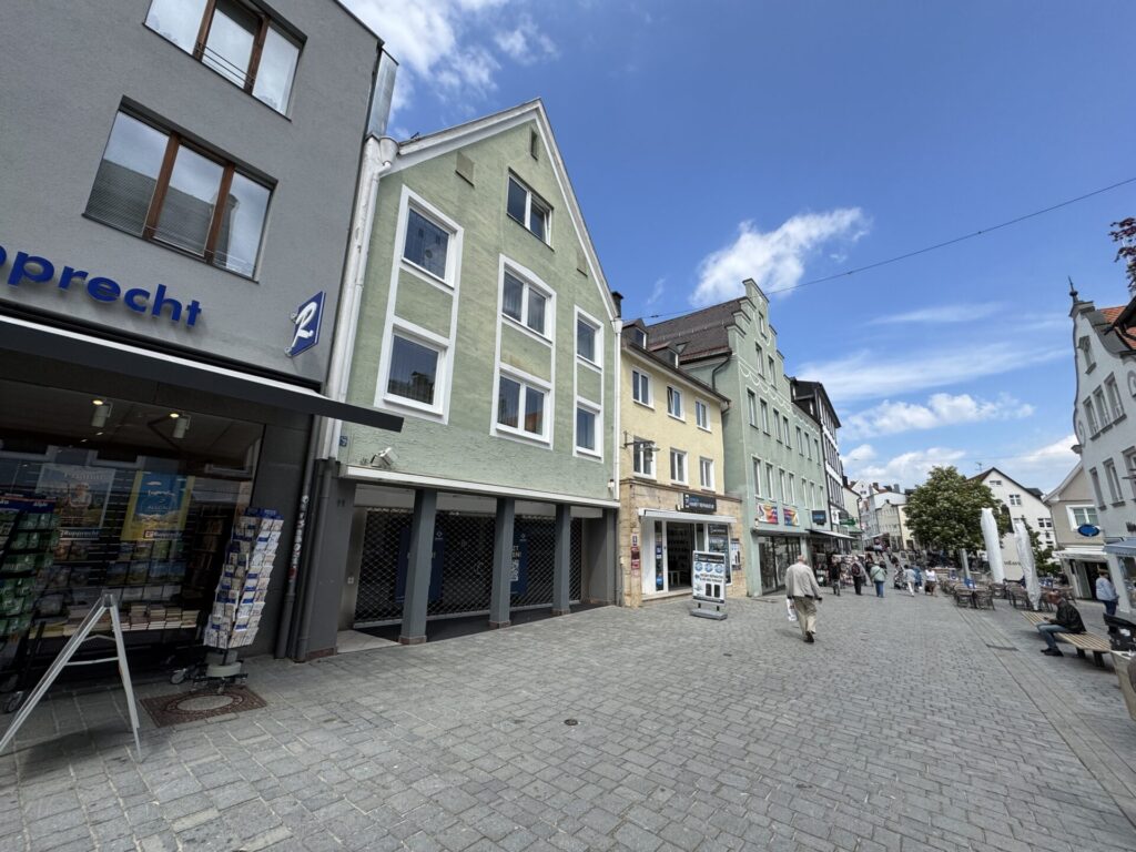 Umpositionierung in exzellente Lage von Witt Weiden!